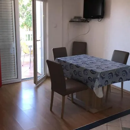 Aparthotel Senita's & 4*