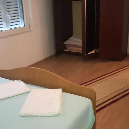 Senita's & Aparthotel